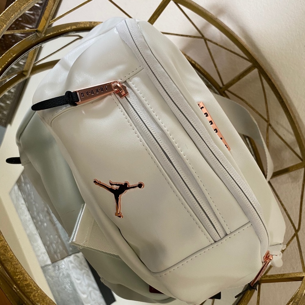 Jordan Regal Air Crossbody Bag